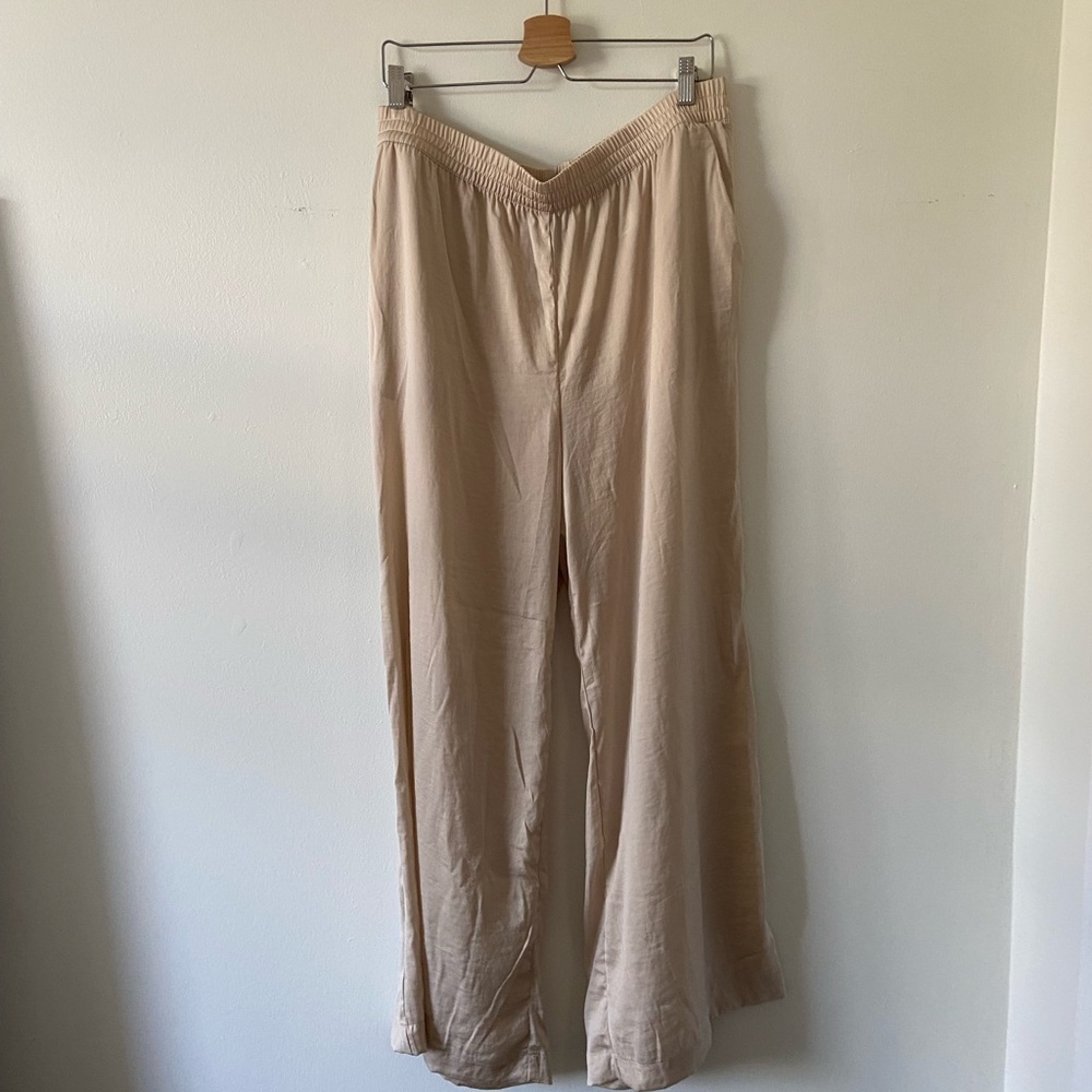 2/$35 H&M Beige Satin Wide Leg Pants